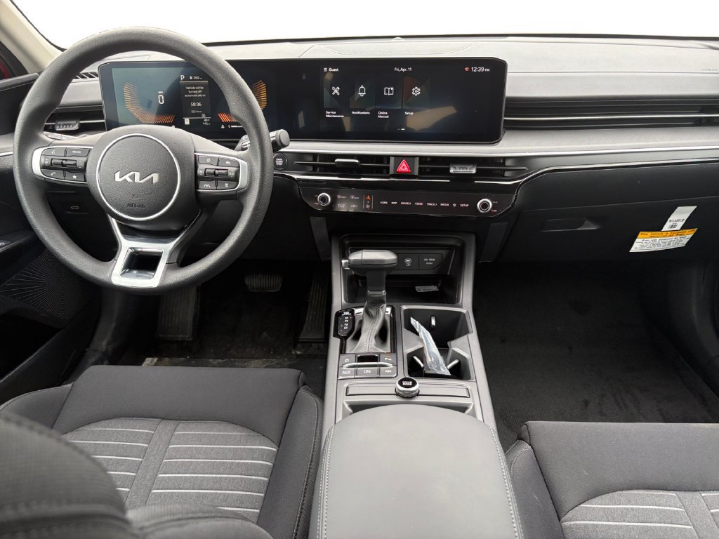New 2025 Kia K5 LXS FWD image 8