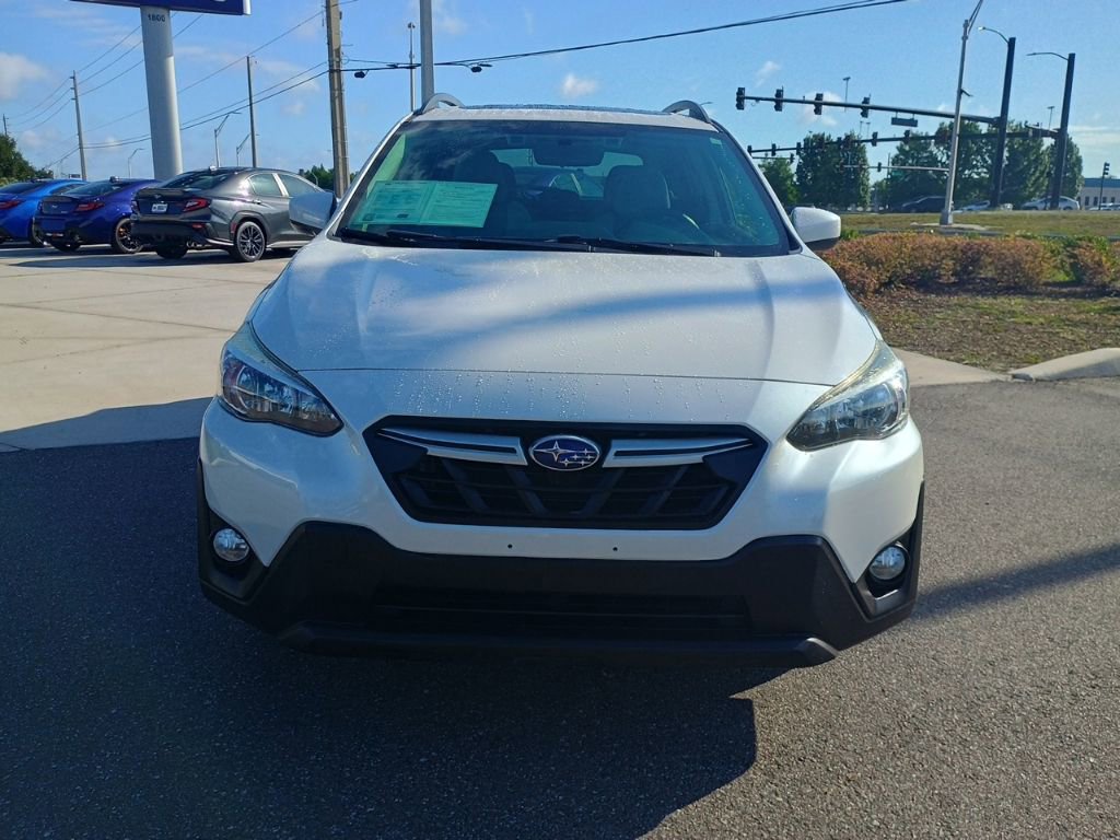 Certified 2021 Subaru Crosstrek 2.0i Premium w/ Moonroof Package AWD/4WD image 3