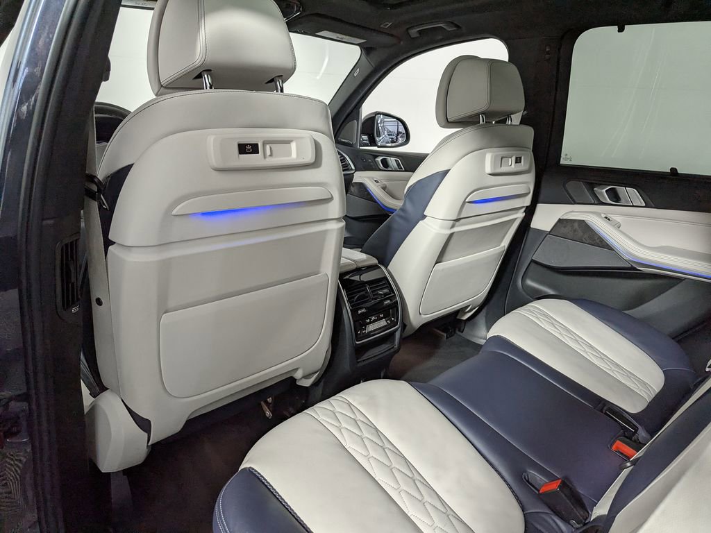Used 2021 BMW X5 xDrive40i w/ M Sport Package image 48