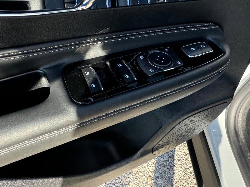 New 2025 Lincoln Corsair FWD image 17