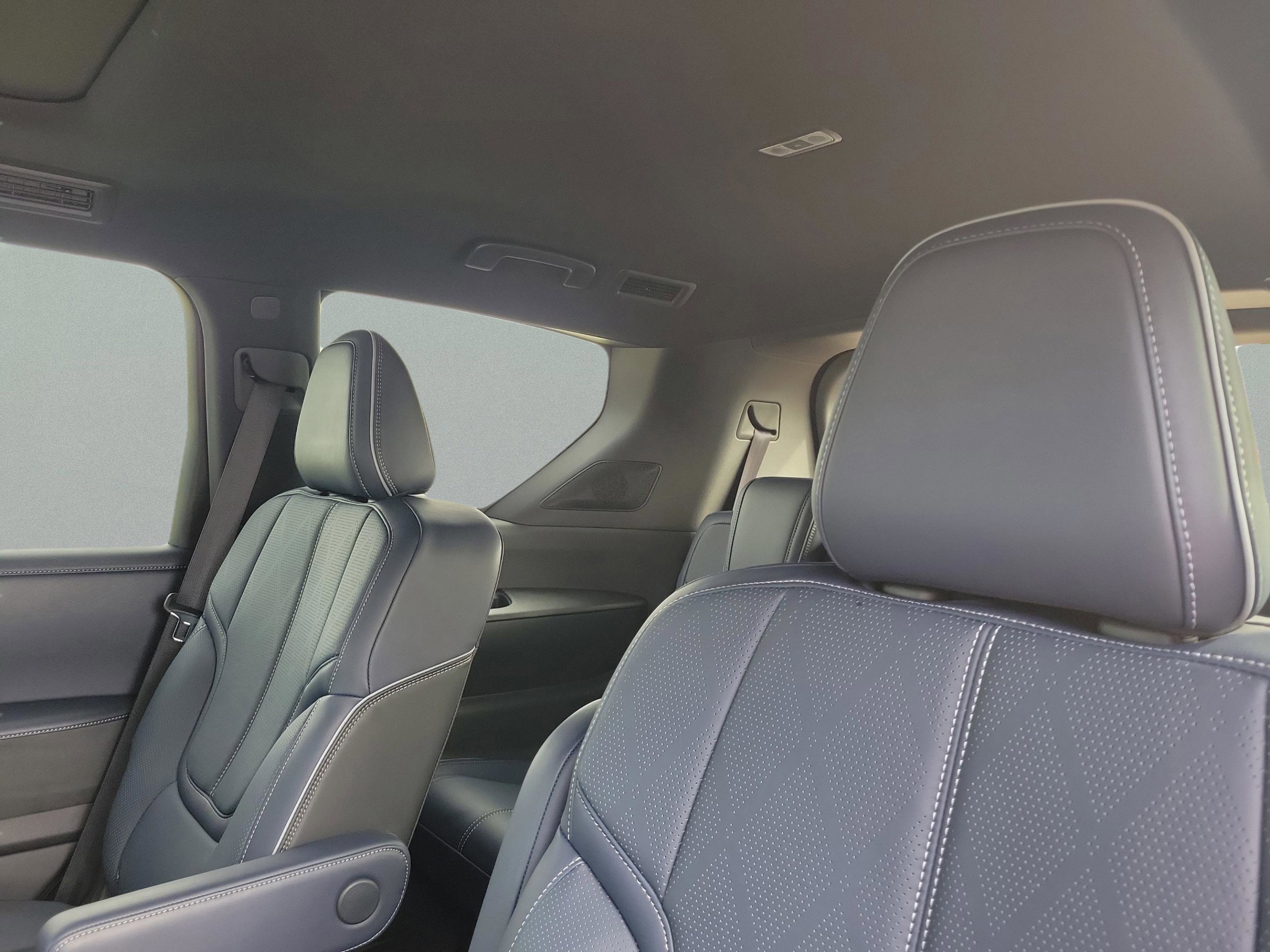 Certified 2026 INFINITI QX80 4WD w/ Sport Exterior Package image 30