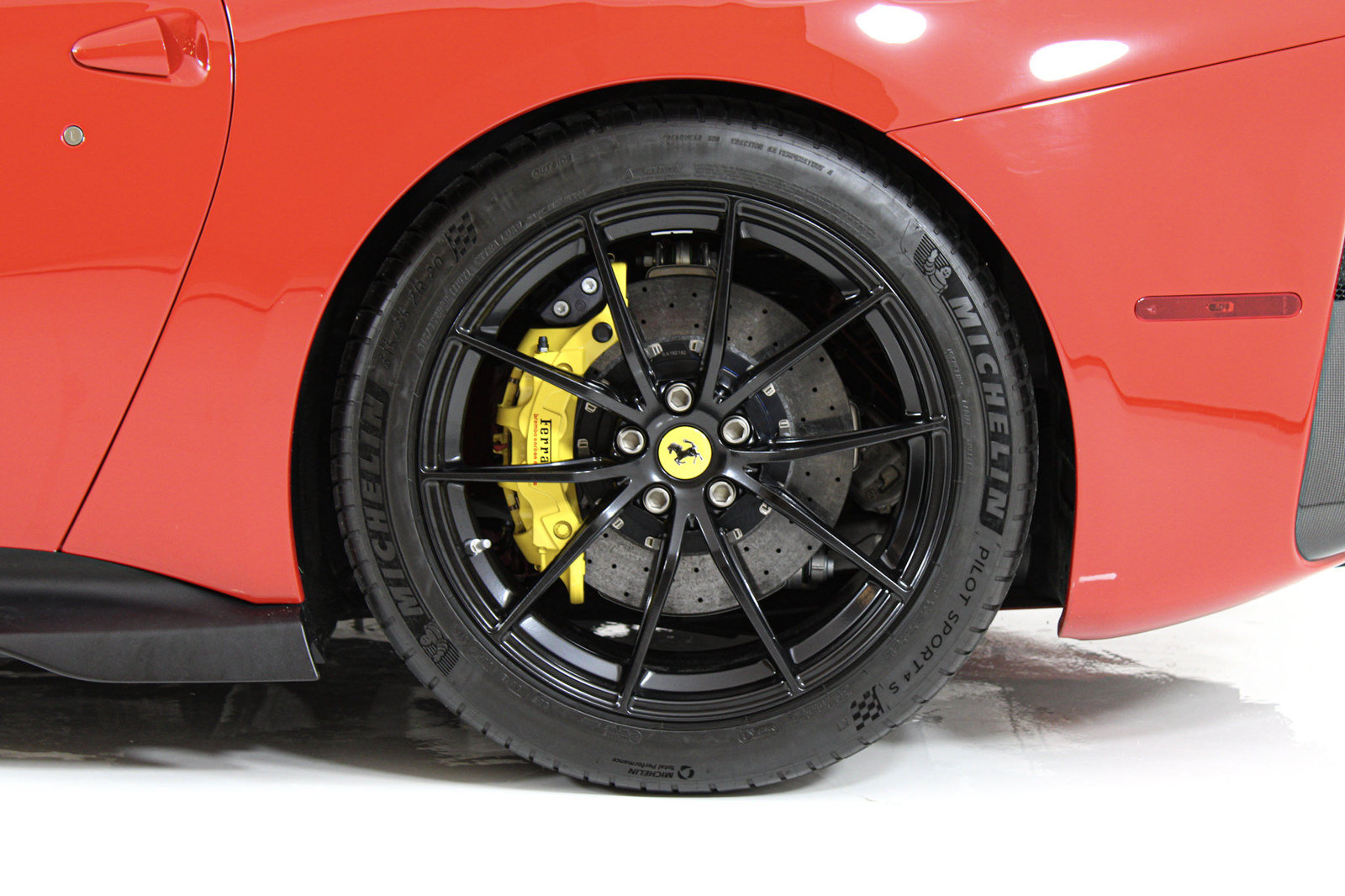 Used 2017 Ferrari F12tdf RWD image 16