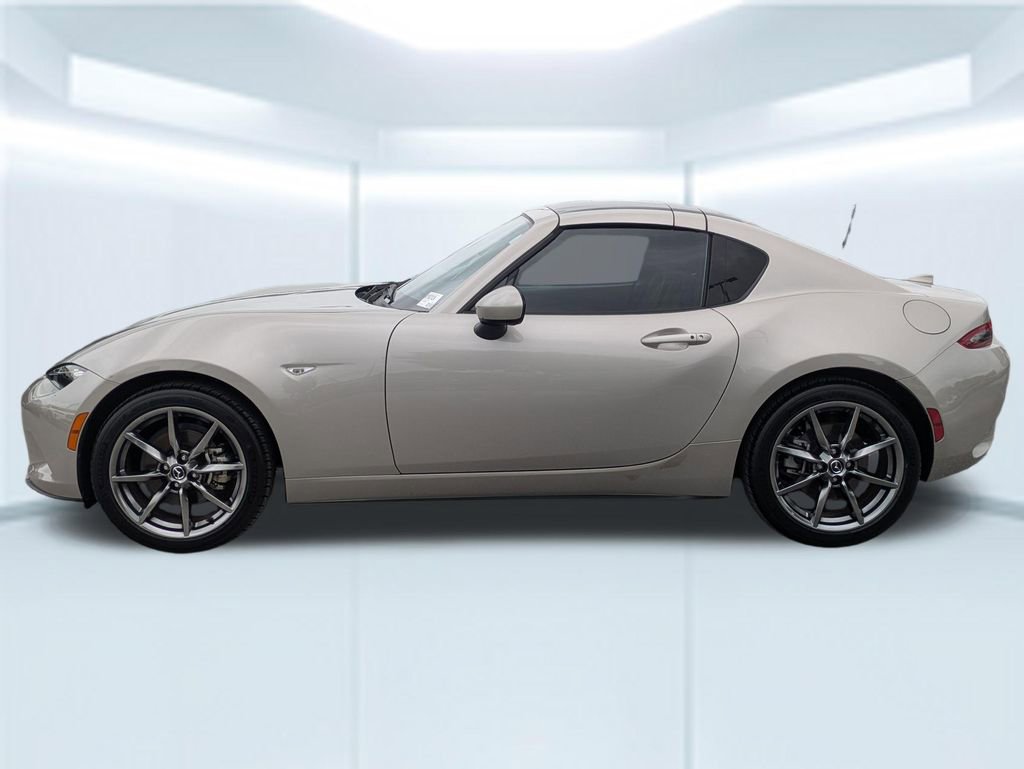 Used 2022 MAZDA MX-5 Miata RF Grand Touring RWD image 2
