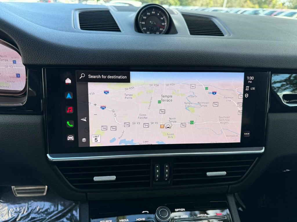 Used 2023 Porsche Cayenne S image 22