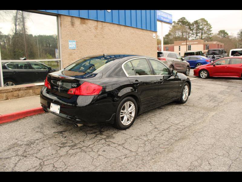Used 2015 INFINITI Q40 4dr Sdn RWD w/ Moonroof Package image 5