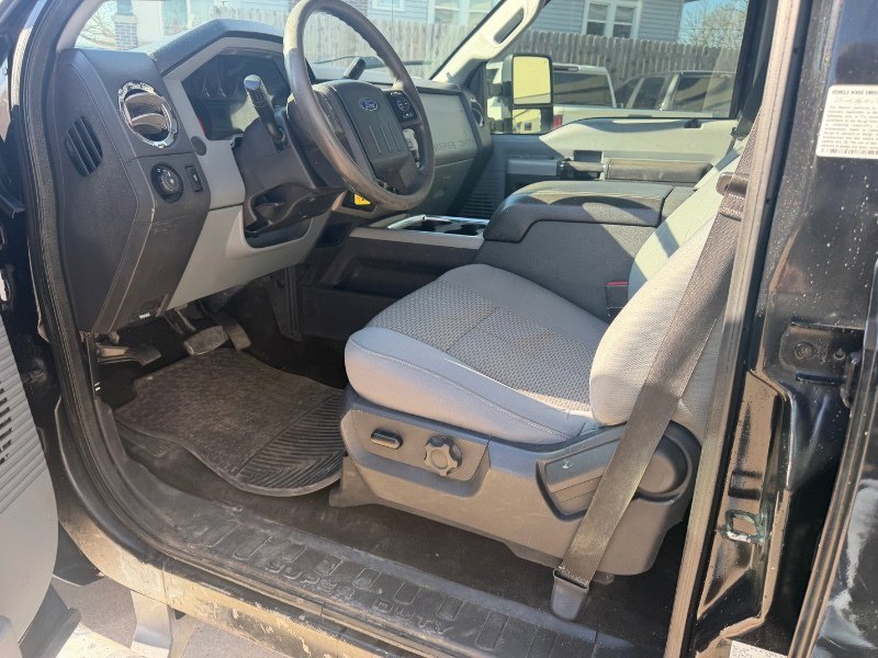 Used 2015 Ford F350 XLT image 7