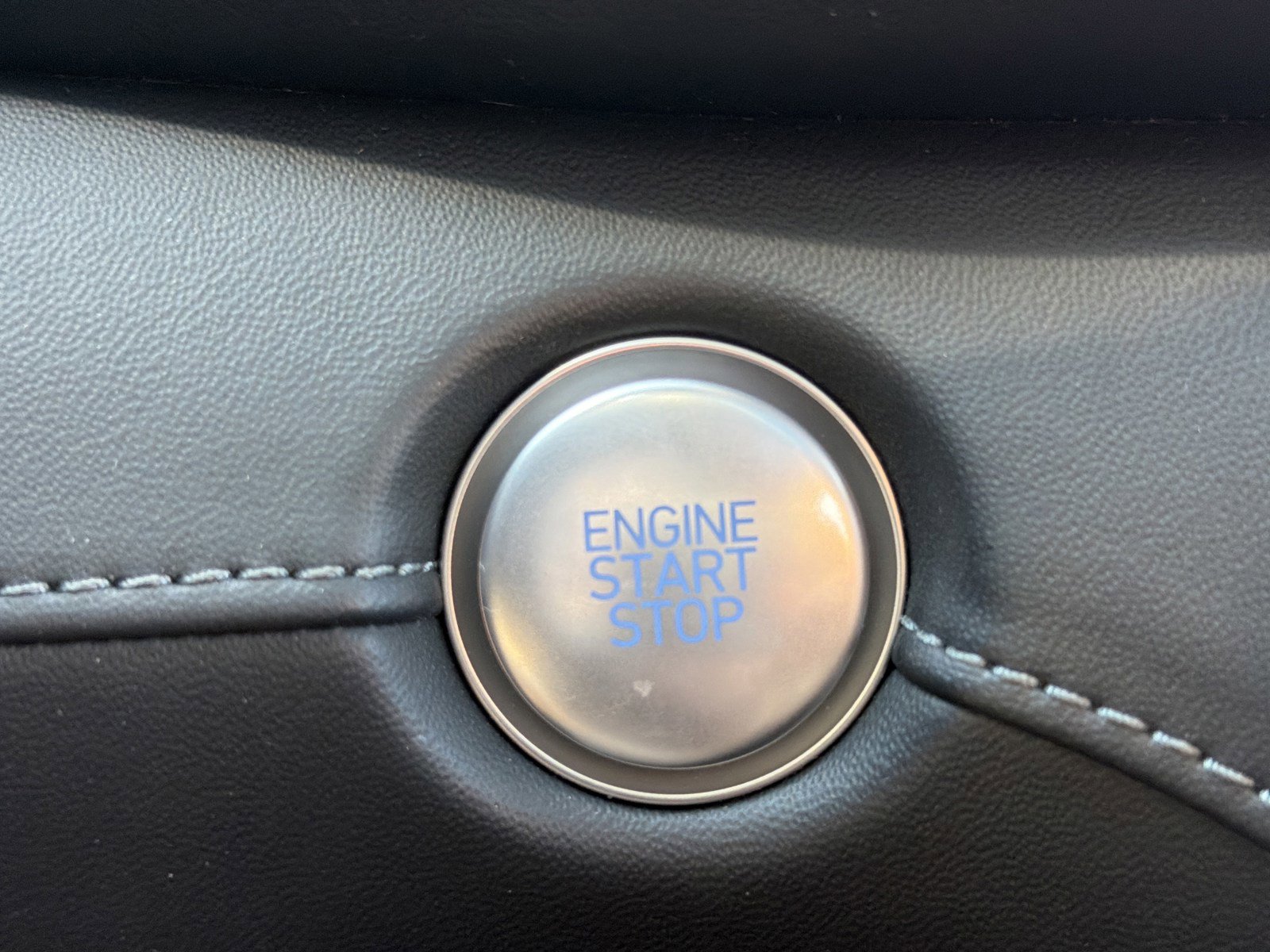 Used 2022 Hyundai Santa Fe Limited w/ Cargo Package image 28