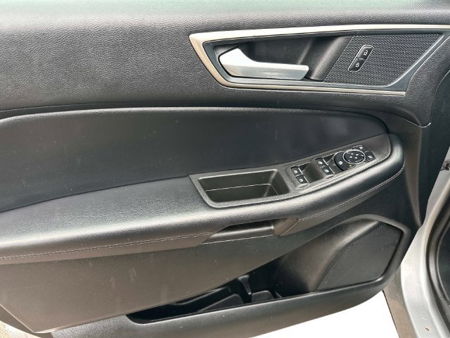 Used 2024 Ford Edge SEL AWD/4WD image 17