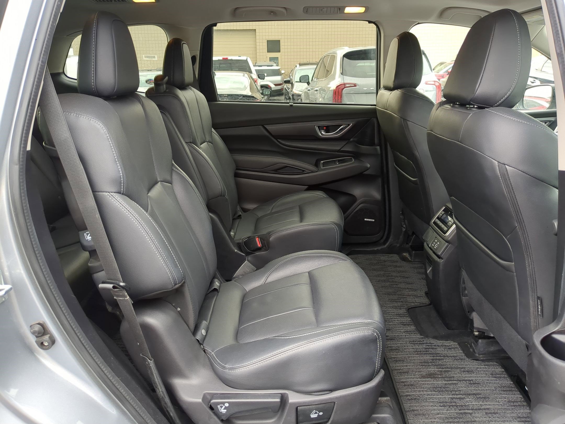 Used 2023 Subaru Ascent Limited w/ Technology Package image 34