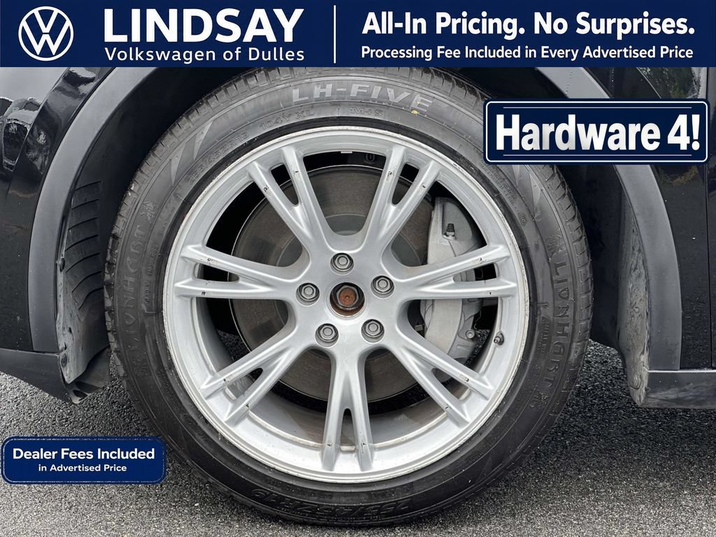Used 2024 Tesla Model Y Long Range AWD/4WD image 8