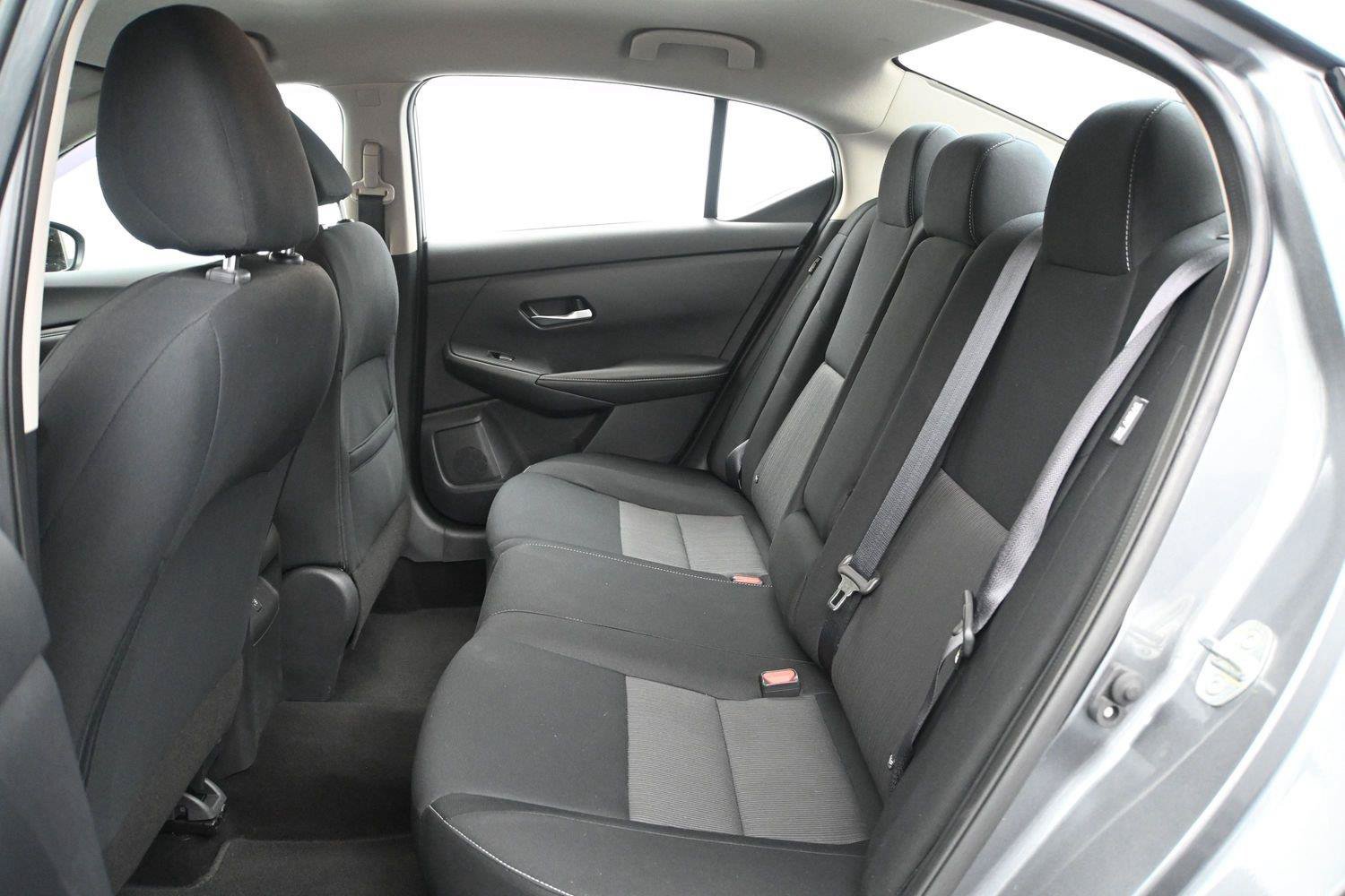 Used 2022 Nissan Sentra SV w/ All-Weather Package FWD image 10