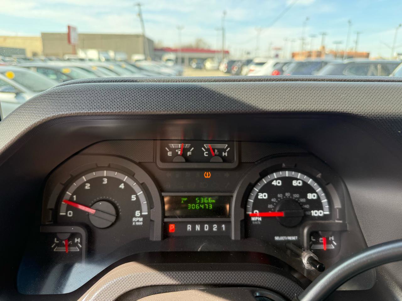 Used 2009 Ford E-150 and Econoline 150 E-150 RWD image 15