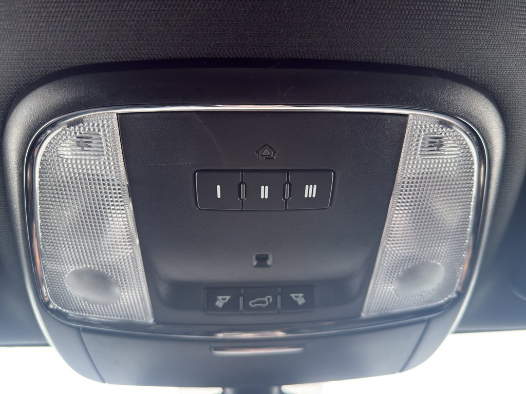 Used 2017 Jeep Grand Cherokee Limited w/ Trailer Tow Group IV image 23