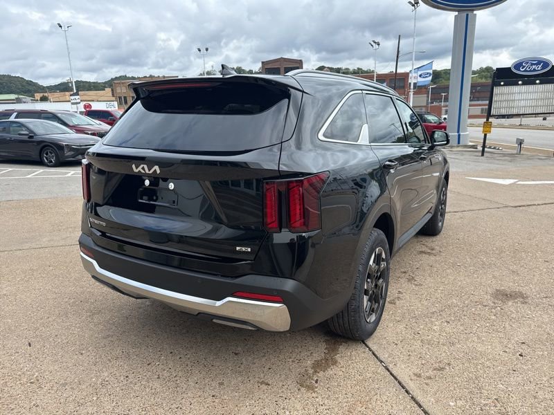 New 2026 Kia Sorento S w/ S Panoramic Sunroof Package image 7