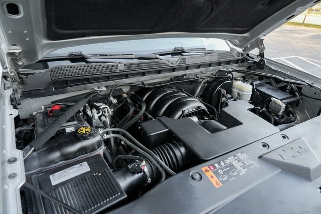 Used 2018 Chevrolet Silverado 1500 LT w/ All Star Edition AWD/4WD image 30