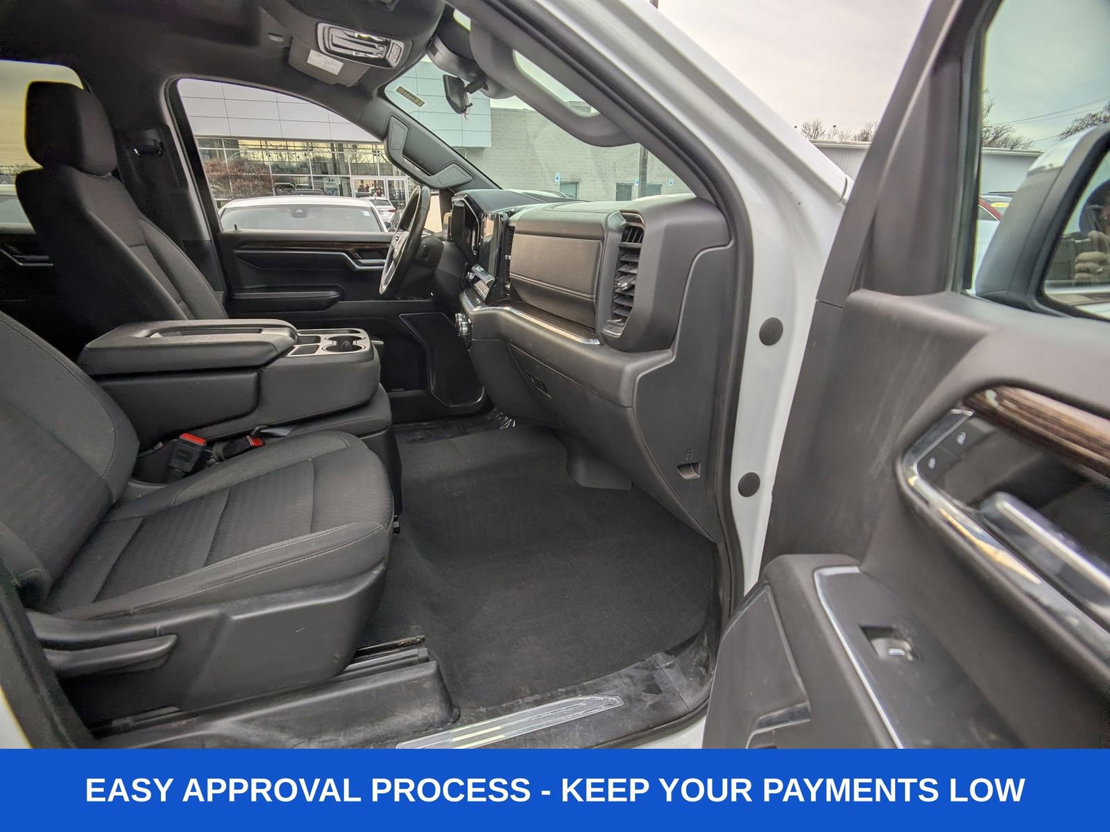 Used 2023 GMC Sierra 1500 SLE image 12