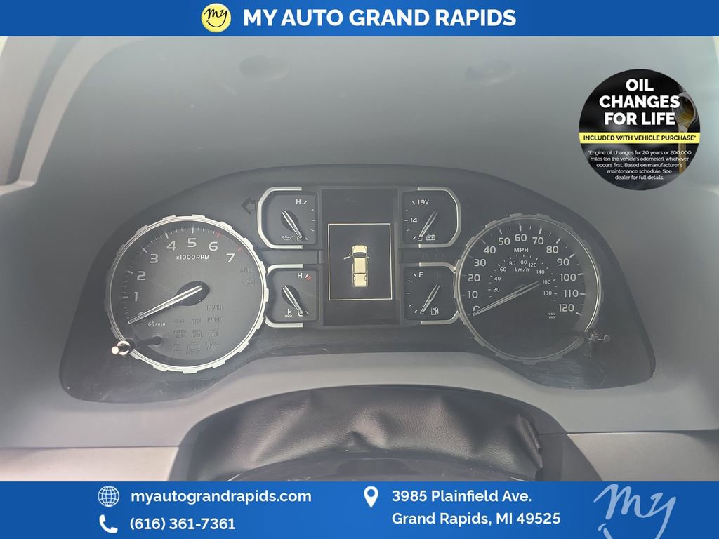 Used 2018 Toyota Tundra SR5 AWD/4WD image 15