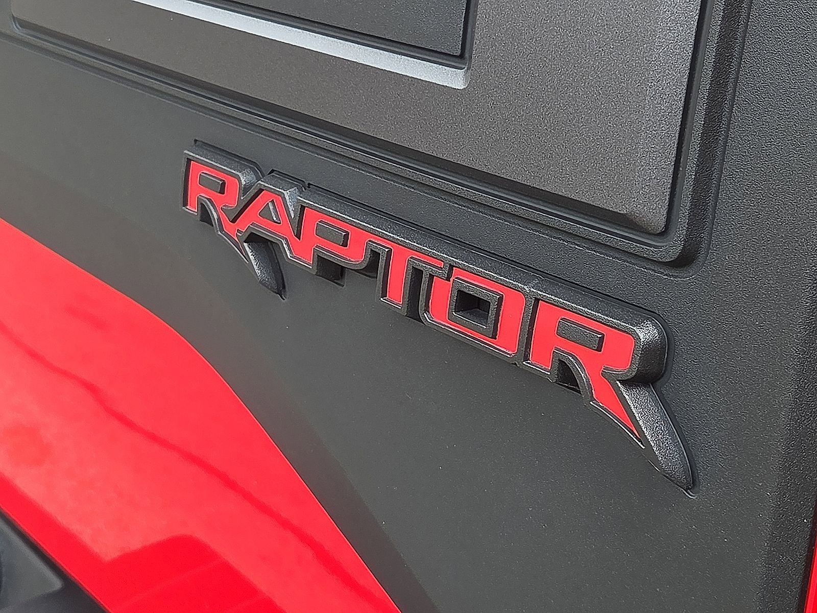 Used 2019 Ford F150 Raptor w/ Equipment Group 802A Luxury AWD/4WD image 7