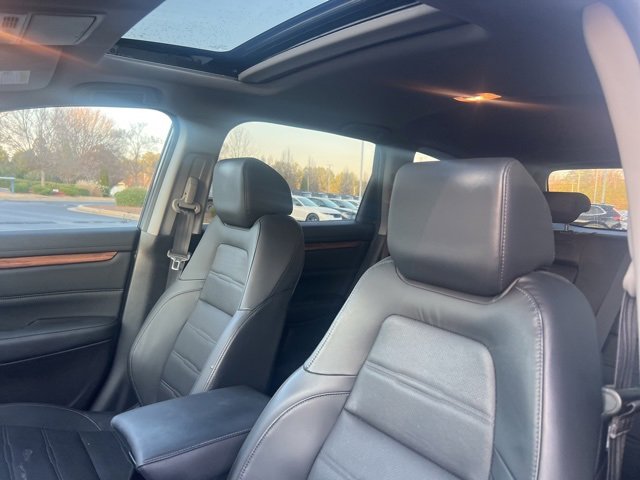 Used 2022 Honda CR-V Touring image 16