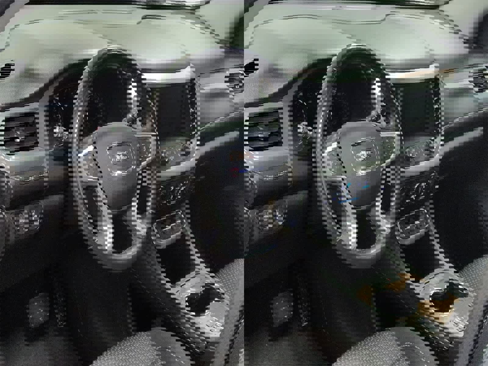 Used 2020 GMC Acadia SLE image 10