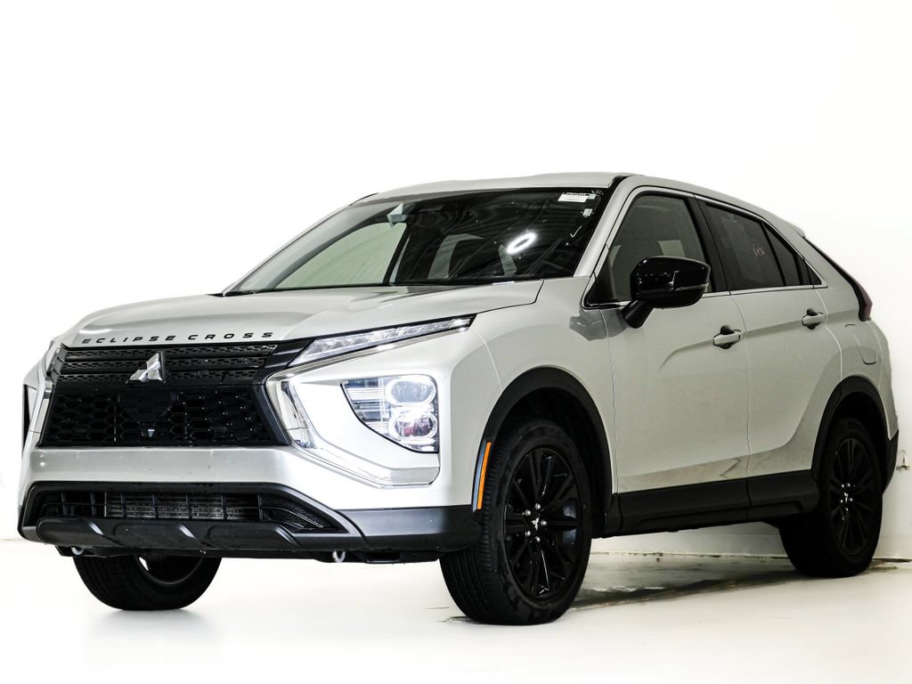Used 2024 Mitsubishi Eclipse Cross LE AWD/4WD image 3