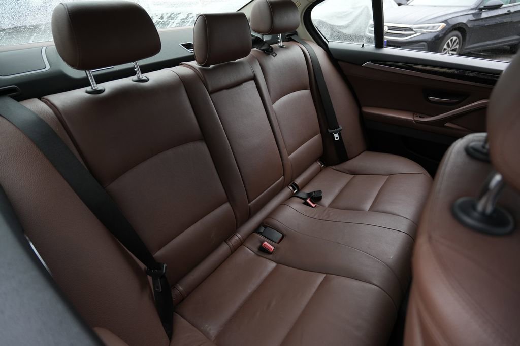Used 2015 BMW 535i xDrive Sedan AWD/4WD image 26