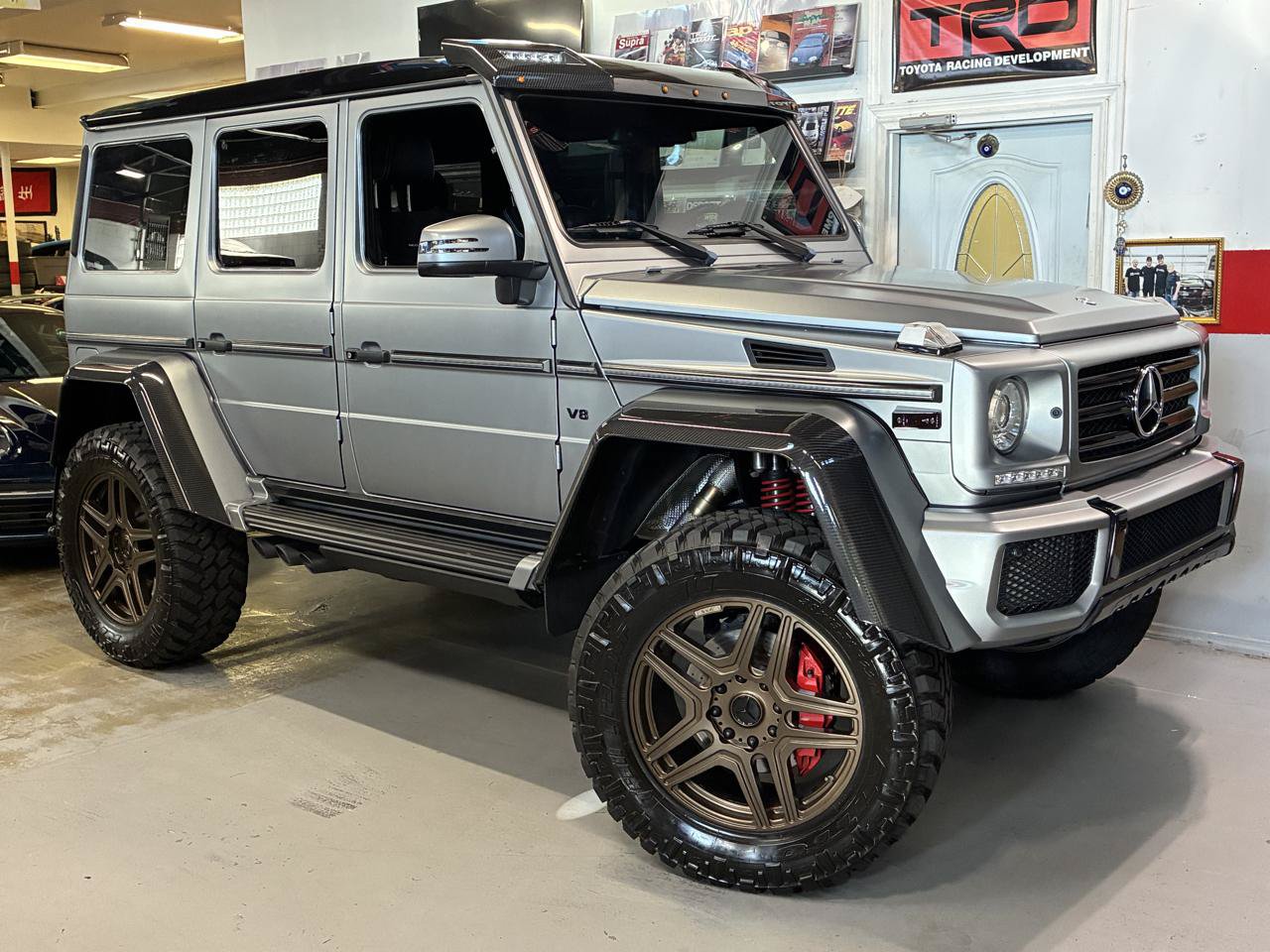 Used 2018 Mercedes-Benz G 550 Squared image 2