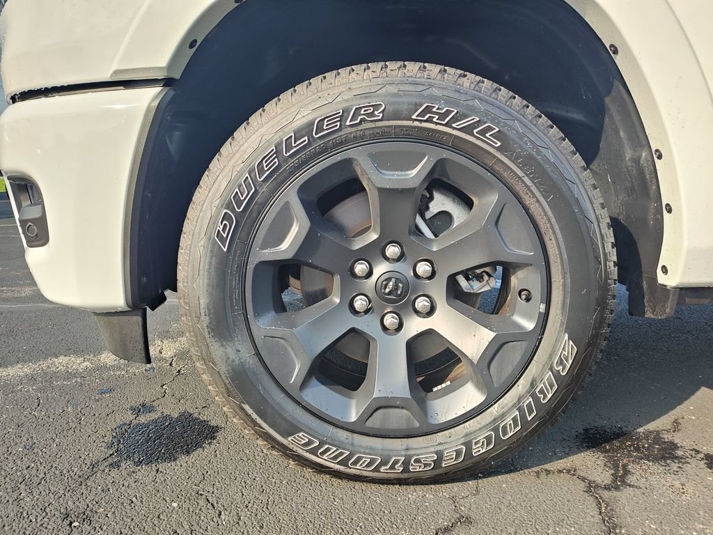 Used 2026 RAM 1500 Big Horn AWD/4WD image 10