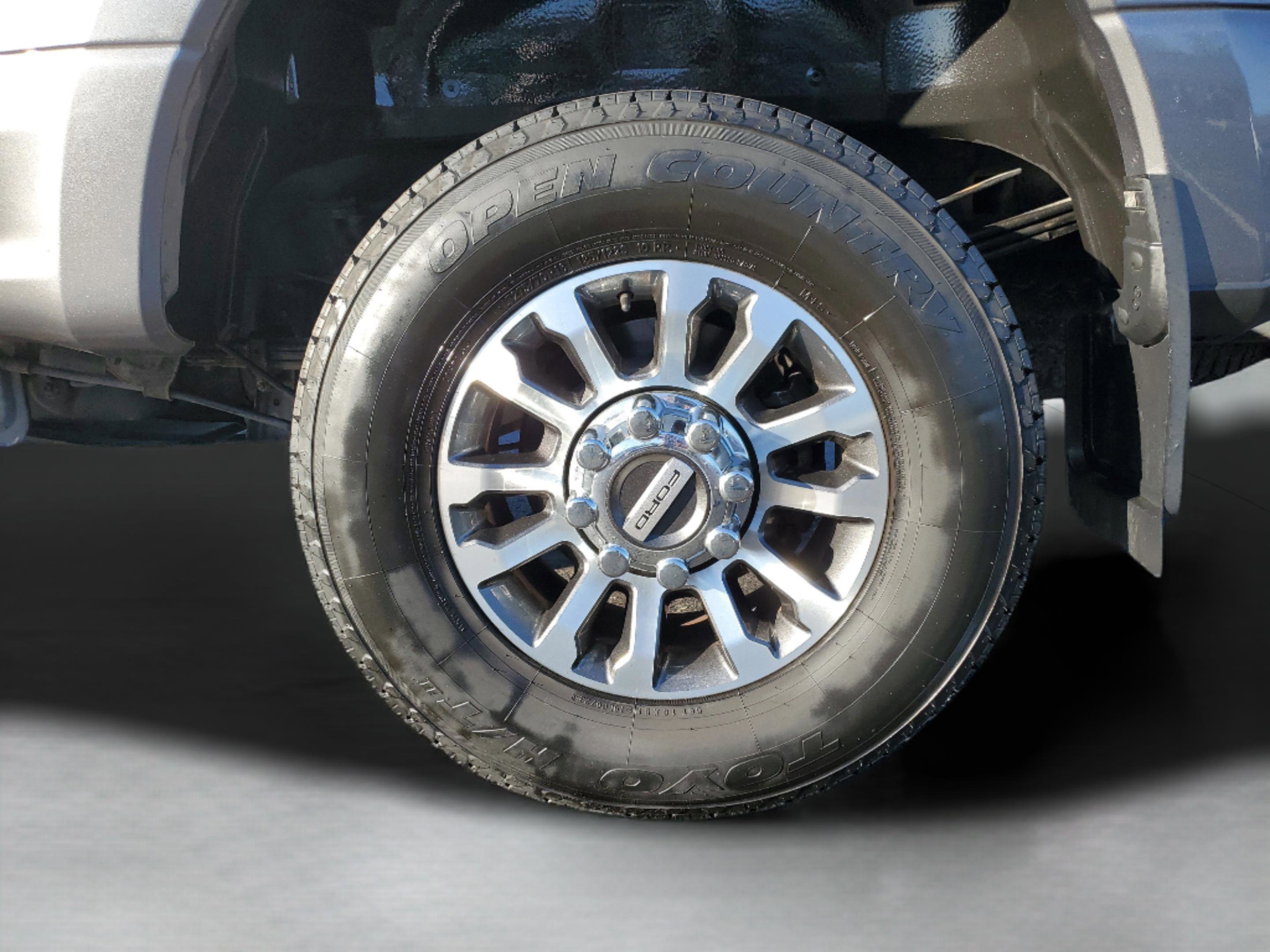 Certified 2021 Ford F350 Lariat w/ Lariat Value Package image 6