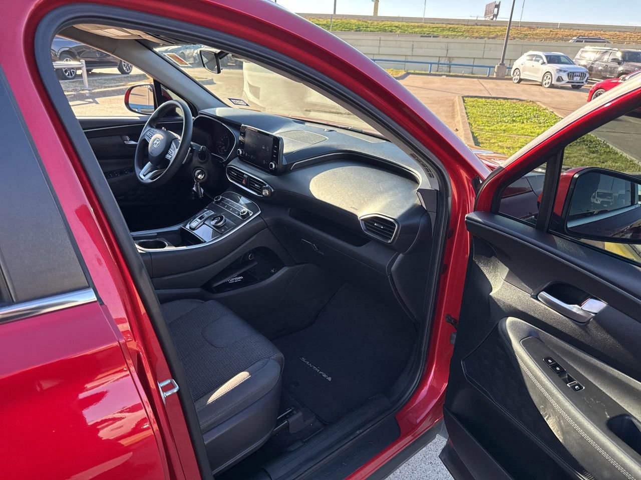 Used 2021 Hyundai Santa Fe SE w/ Cargo Package image 15