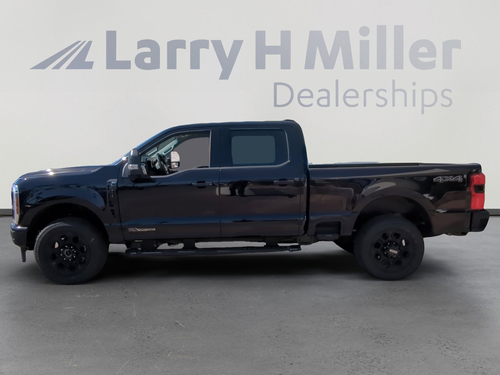 New 2025 Ford F250 XLT w/ Black Appearance Package image 2