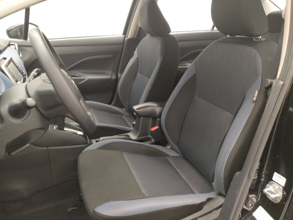 Used 2025 Nissan Versa SV w/ Trunk Package FWD image 17