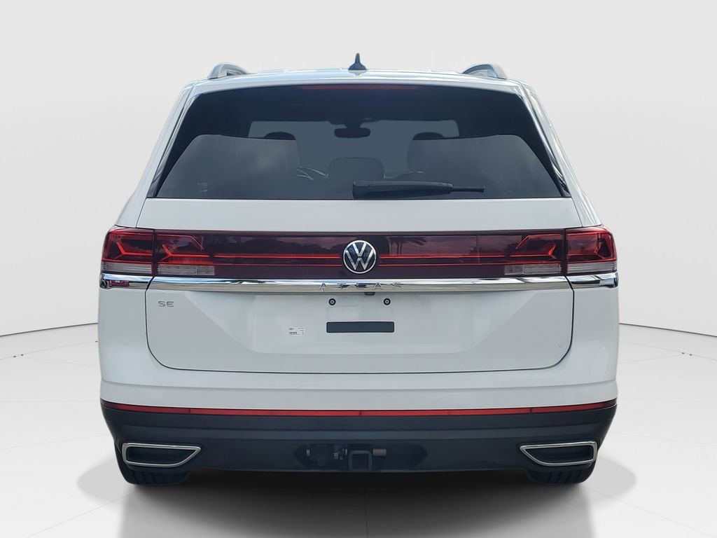 Used 2025 Volkswagen Atlas SE image 6