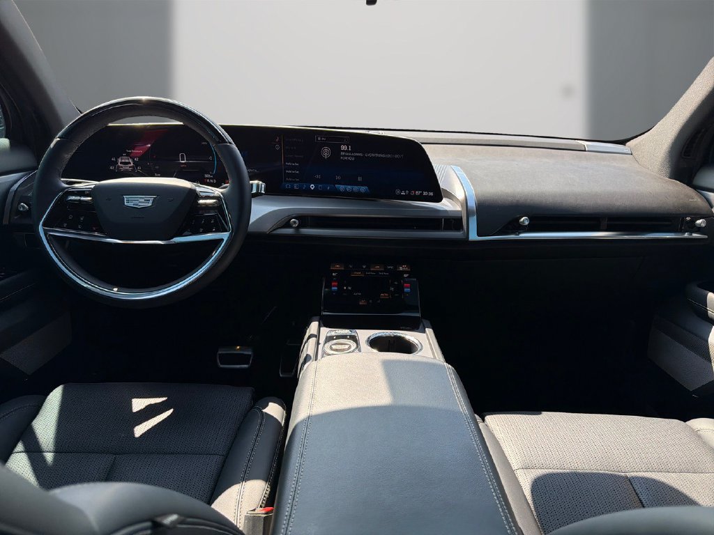 Certified 2026 Cadillac Vistiq Sport AWD/4WD image 18