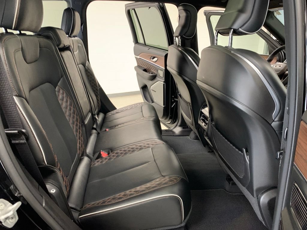 Certified 2023 Jeep Grand Cherokee Summit w/ Advanced Protech Group IV AWD/4WD image 12