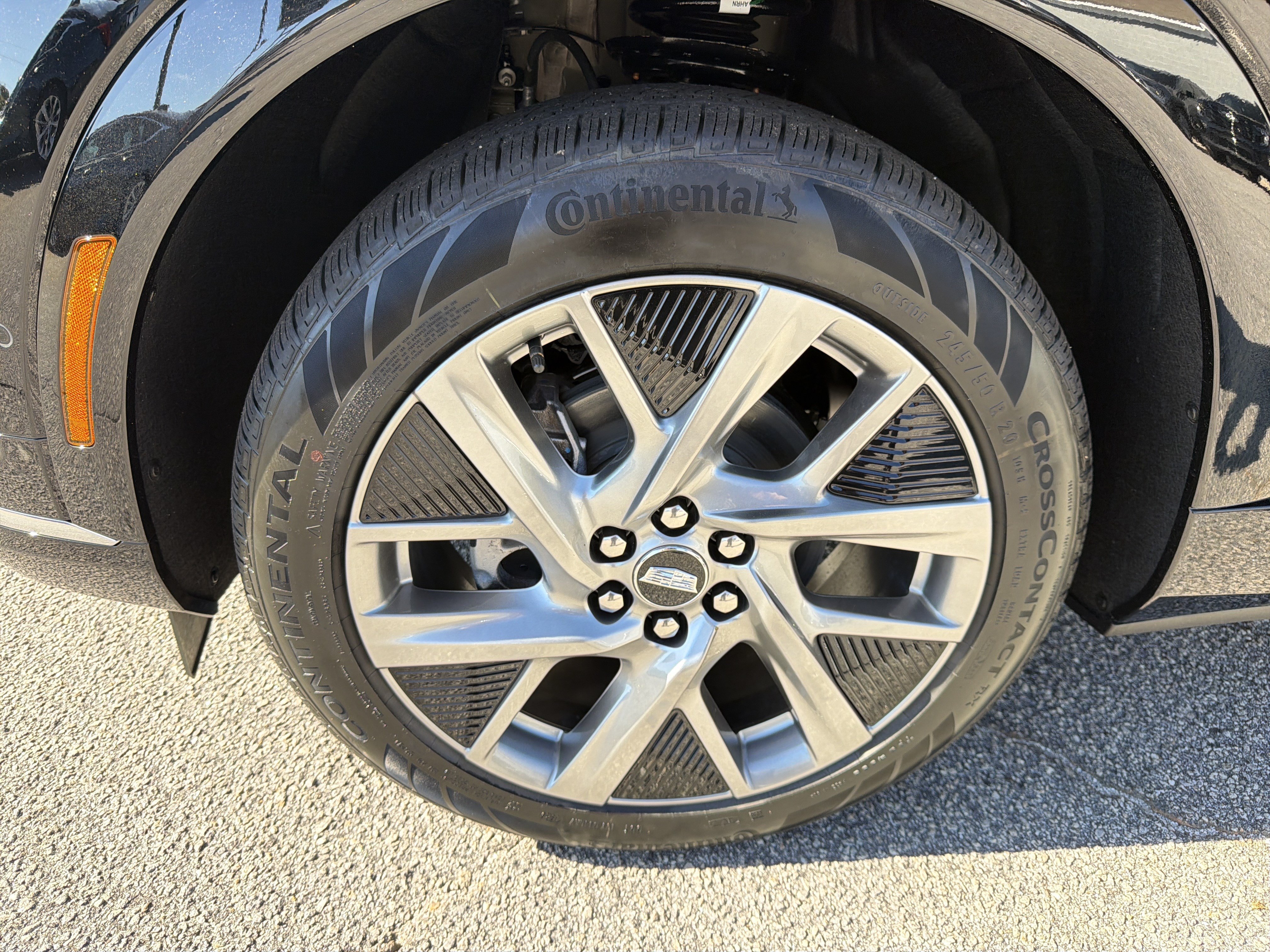 New 2027 Cadillac Optiq Luxury RWD image 12