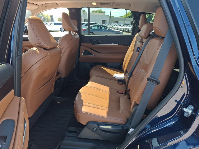 Used 2023 INFINITI QX60 Sensory AWD/4WD image 10