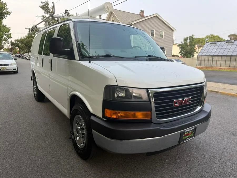 Used 2014 GMC Savana 2500 image 10