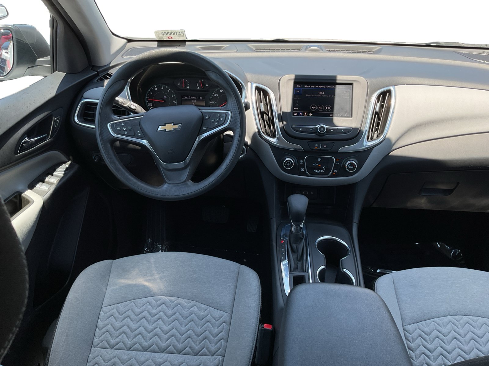 Used 2023 Chevrolet Equinox LS FWD image 14