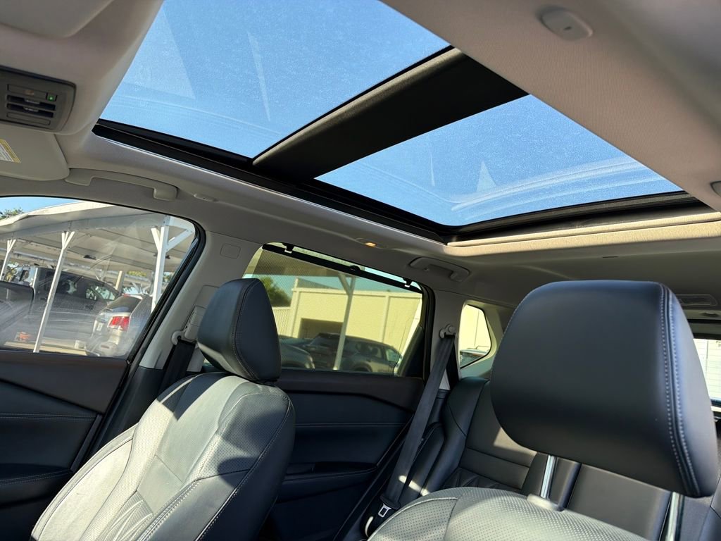 Used 2023 Nissan Rogue Platinum image 16