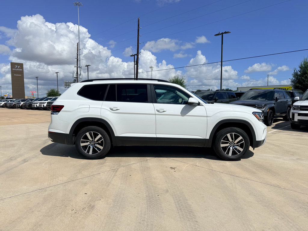 Used 2022 Volkswagen Atlas SE FWD image 4