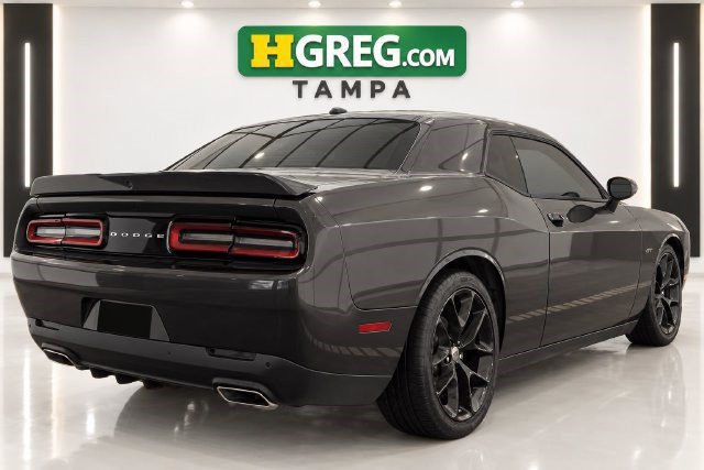 Used 2022 Dodge Challenger GT RWD image 6