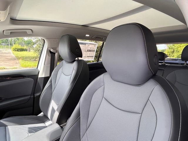 New 2026 Volkswagen Tiguan SE FWD image 10