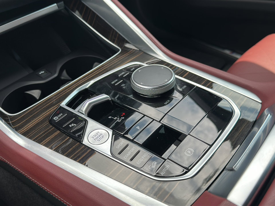 Certified 2024 BMW X6 xDrive40i w/ Premium Package image 36