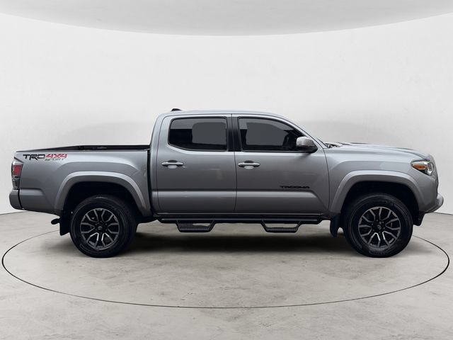 Used 2021 Toyota Tacoma TRD Sport w/ Technology Package AWD/4WD image 6