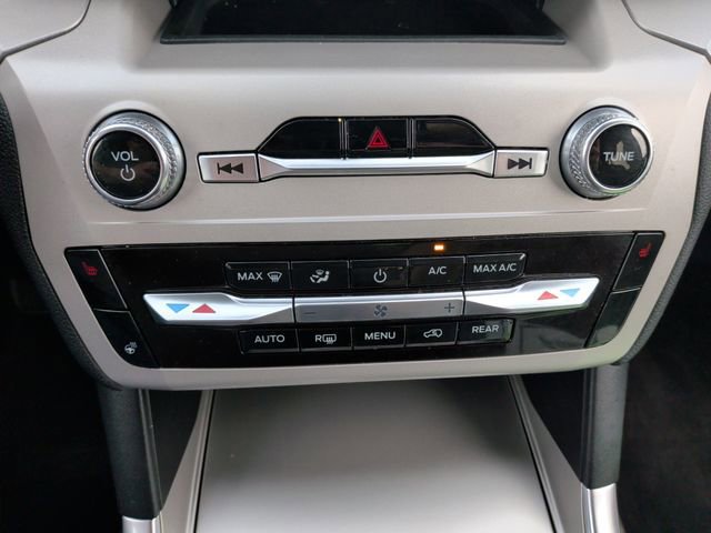 Certified 2023 Ford Explorer XLT w/ Equipment Group 202A AWD/4WD image 22