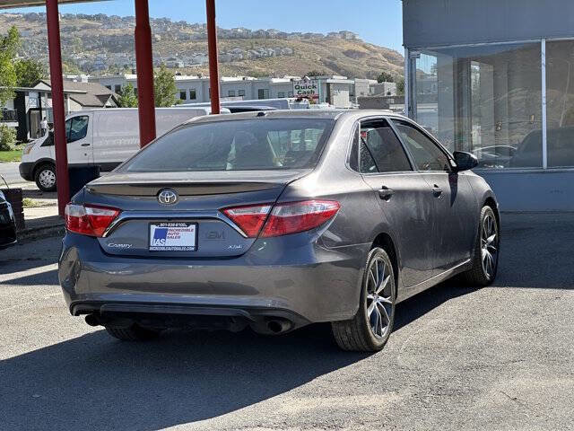 Used 2015 Toyota Camry XSE image 4