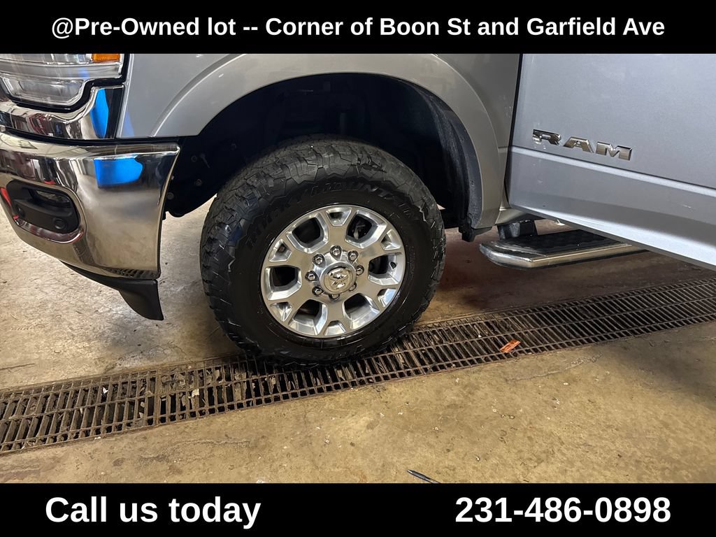 Used 2022 RAM 3500 Laramie AWD/4WD image 11