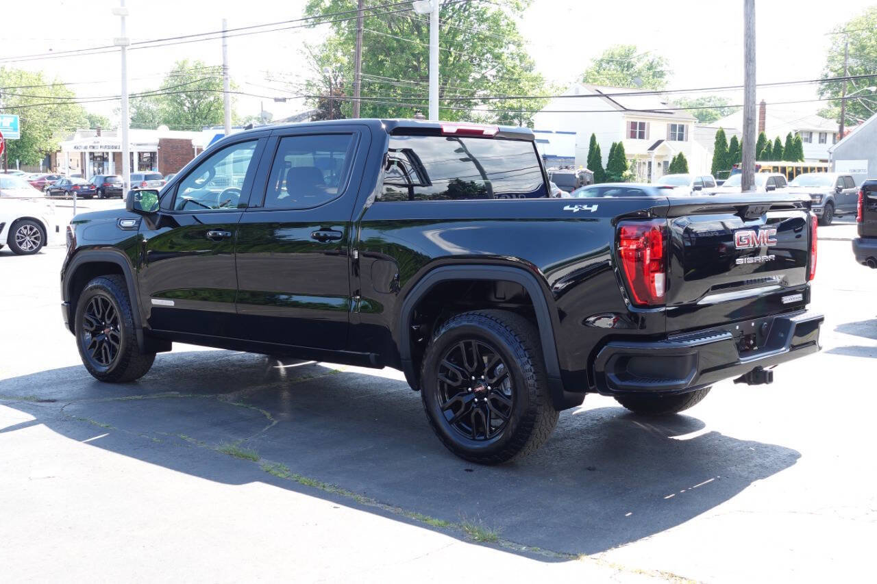 Used 2025 GMC Sierra 1500 Elevation AWD/4WD image 3