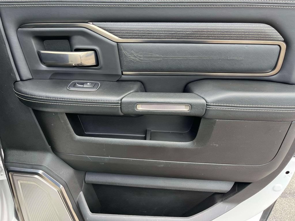 Used 2019 RAM 3500 Limited AWD/4WD image 17